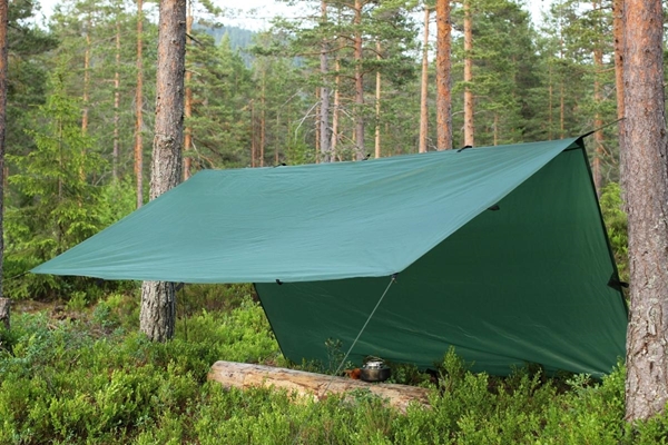 Bilde av EAGLE PRODUCTS Tarp/Gapahuk m. Tau & Plug