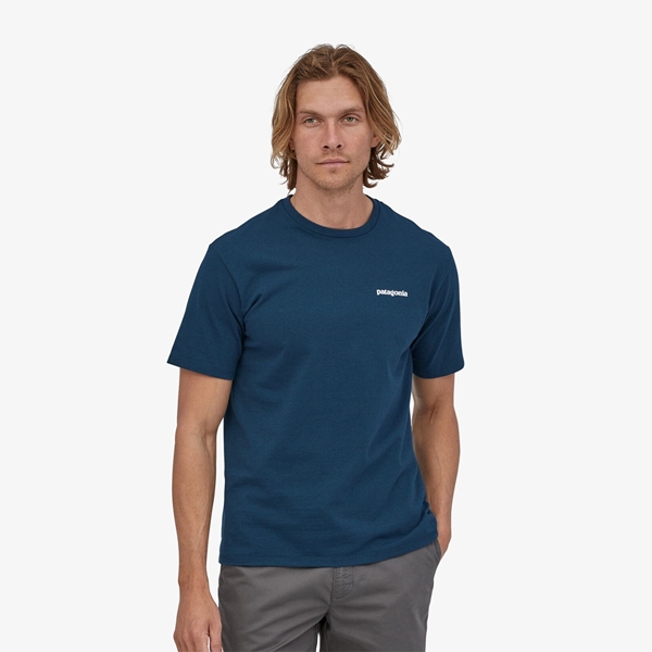 Bilde av PATAGONIA Men's Short-Sleeved P-6 Logo Responsibili-Tee® Crater Blue